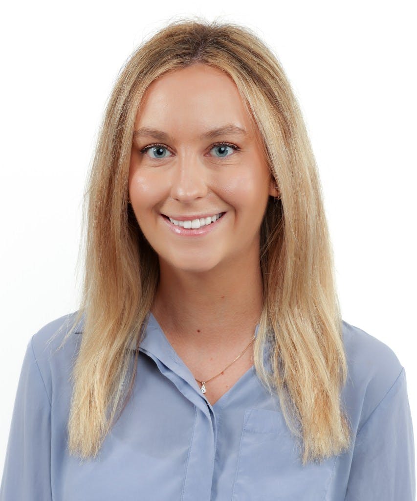 Headshot of Avery Corneil