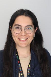 Headshot of doctoral student Yasemin Sipahi